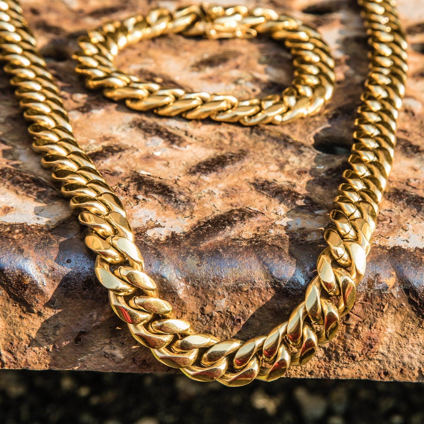 Golden Gilt 12mm Cuban Link - Gold