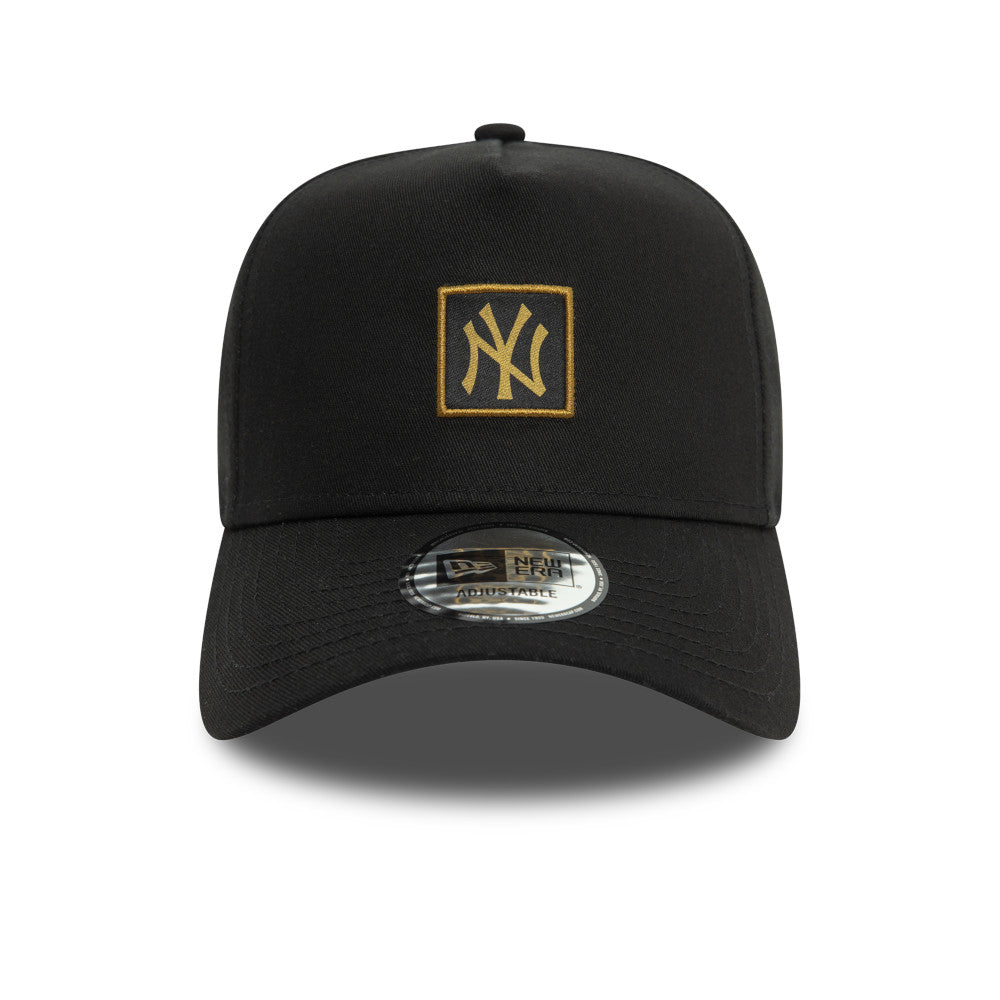 New Era 9FORTY Metallic Patch New York Yankees Cap - Black & Gold Edition
