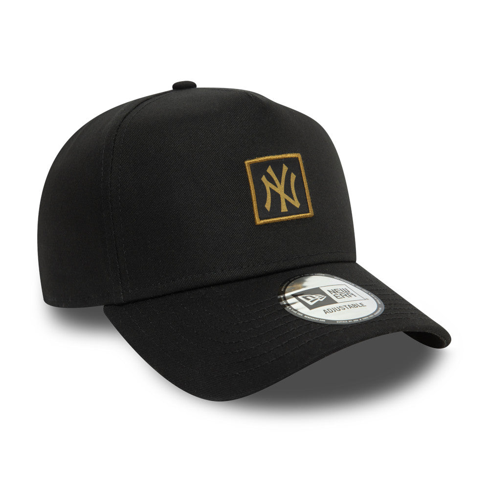 New Era 9FORTY Metallic Patch New York Yankees Cap - Black & Gold Edition