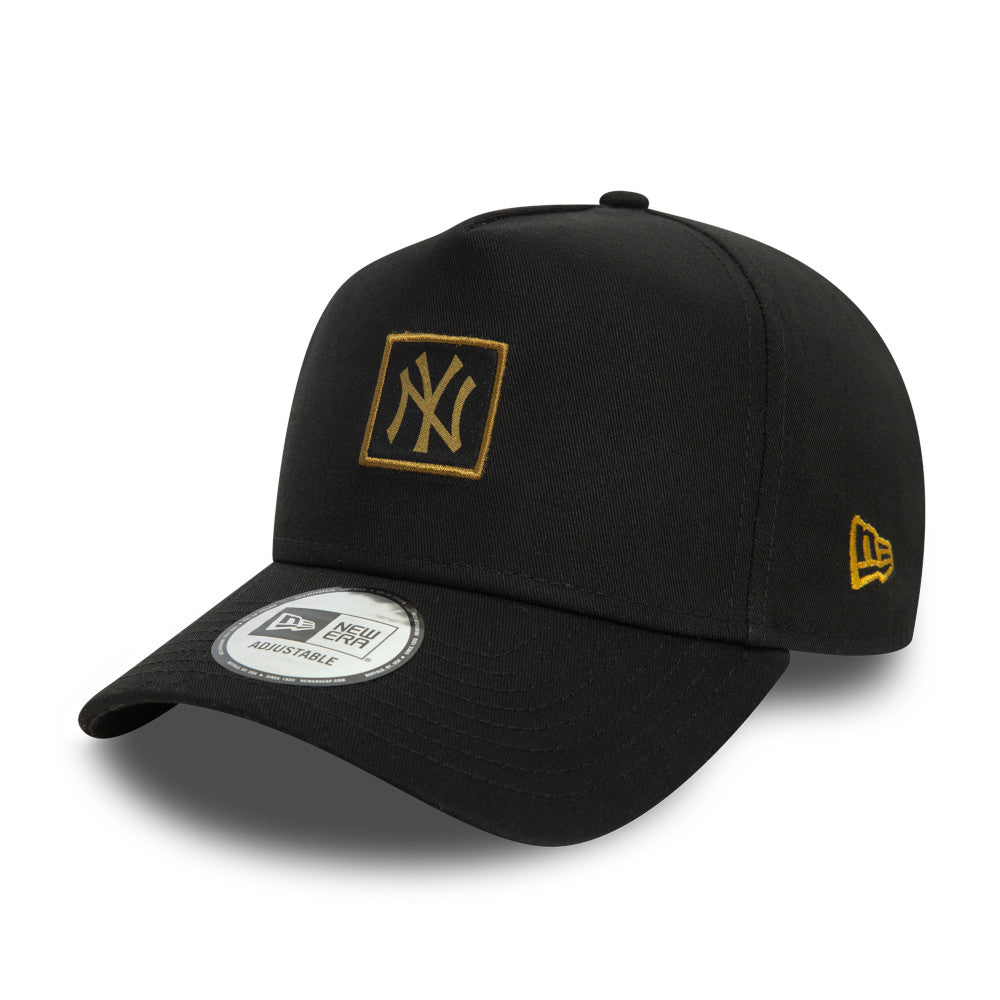 New Era 9FORTY Metallic Patch New York Yankees Cap - Black & Gold Edition