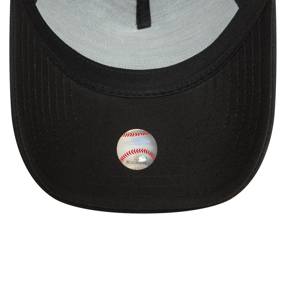 New Era 9FORTY Metallic Patch New York Yankees Cap - Black & Gold Edition