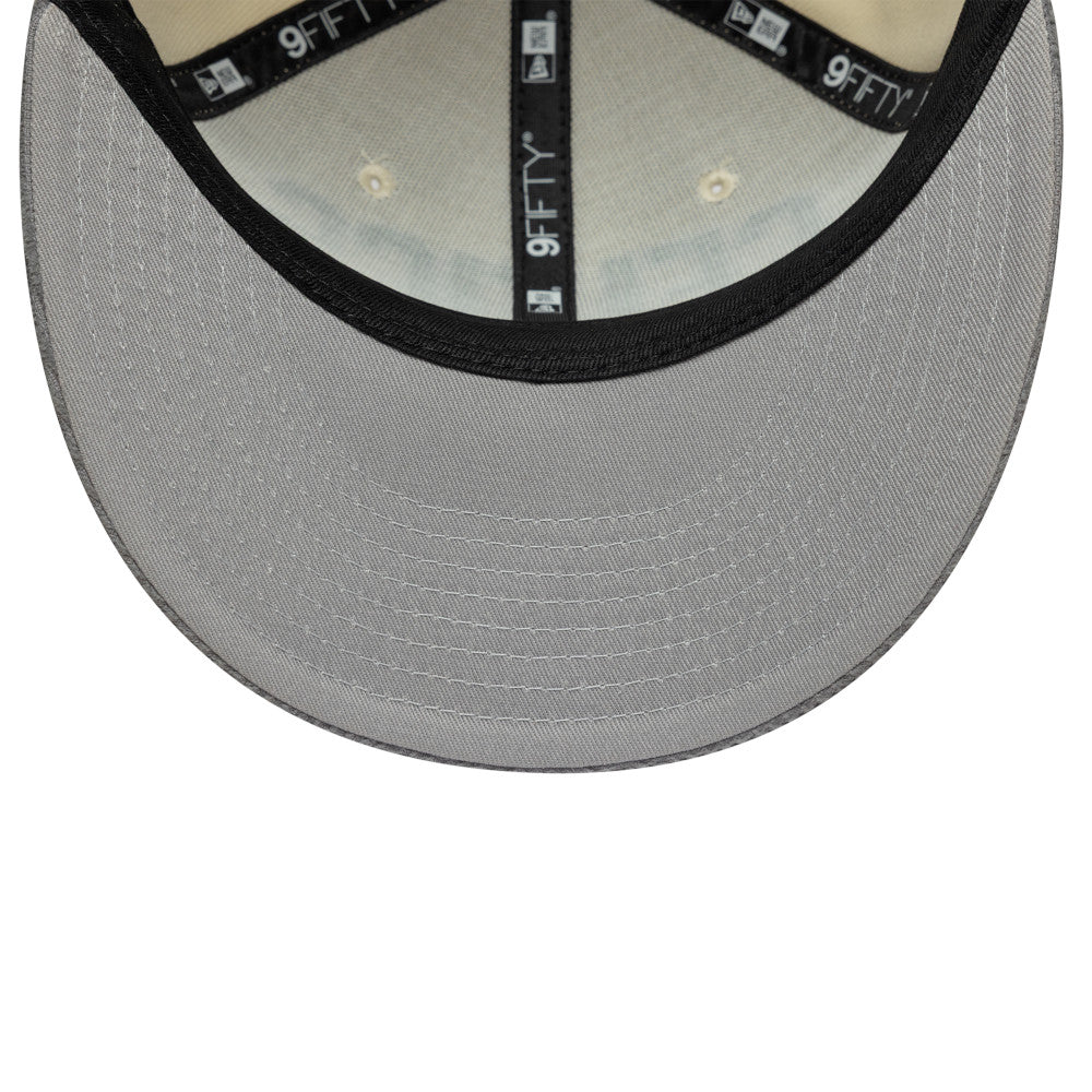 New Era 9FIFTY Boston Celtics Snapback - Cream & Grey Corduroy Brim