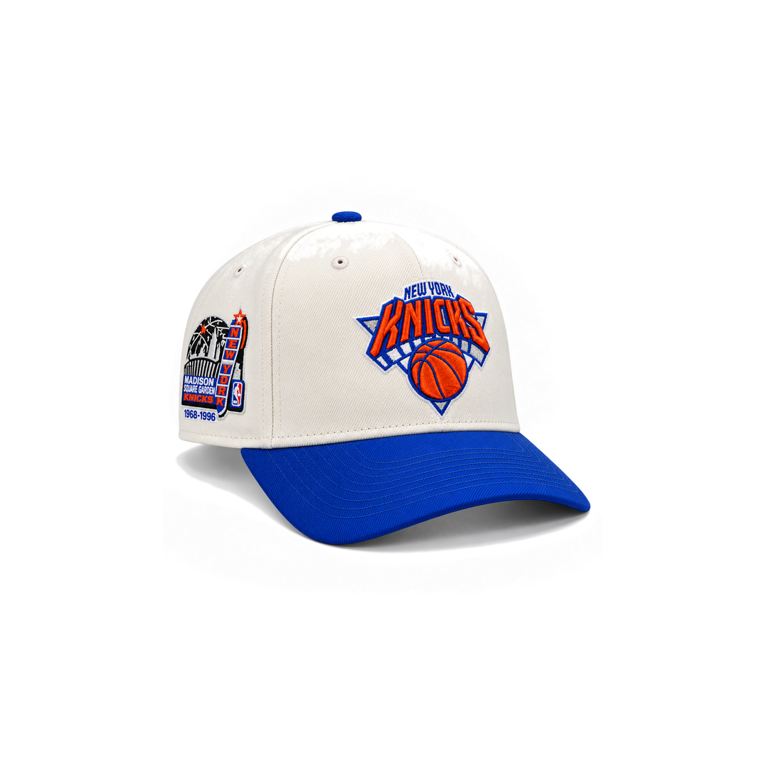 New Era New York Knicks 9FORTY Snapback - Cream & Royal Blue